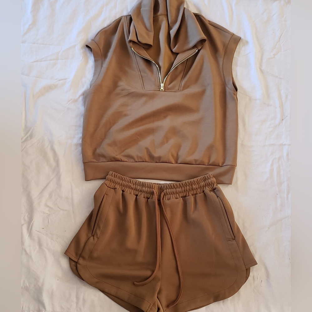 Brown Sleeveless Half Zip Track Tank and Shorts Set With Drawstring Waist